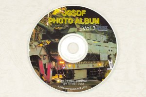 画像1: ラウペンモデル[CD-003]Photo CD 陸上自衛隊AFV写真集-3（74式戦車改・10式戦車Vol.2編） (1)