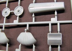 画像12: サンダーモデル[TB35001]1/35 WWII米 軍用トラクター ケース VAI