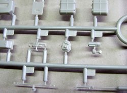 画像17: サンダーモデル[TB35001]1/35 WWII米 軍用トラクター ケース VAI