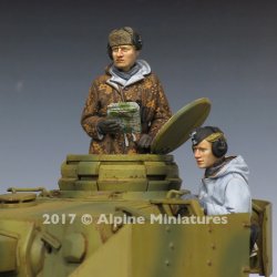 画像3: Alpine Miniatures[AM35240]1/35 WWII独 SS戦車兵セット(防寒服)(2体セット)