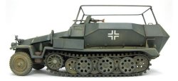 画像3: AFV  Club[FV35117]1/35　Sd.Kfz.251/17 Ausf.C 対空戦闘車 指揮車型