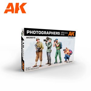 画像1: AKインタラクティブ[AK35015]戦場カメラマンセット1/35 (1)