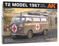 画像3: AKインタラクティブ[AK35023]T2バス 1967年型(1/35) 救急車