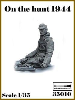 画像1: アルデンヌミニチュア[AR35010]1/35 WWII ドイツ 偵察中＃3 ハッチに座る兵士(1体入)