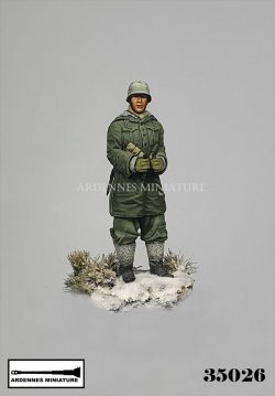画像2: アルデンヌミニチュア[AR35026]1/35 WWII ドイツ軍兵士1944-45＃2 双眼鏡を持つ将校(1体入)