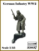 アルデンヌミニチュア[AR35037]1/35 WWII ドイツ軍歩兵＃1 PPSh-41を持つ兵士(1体入)