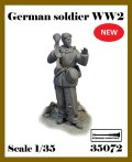 アルデンヌミニチュア[AR35072]1/35 WWII ドイツ パンツァーファウストを持つ冬季装備の兵士