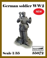 アルデンヌミニチュア[AR35072]1/35 WWII ドイツ パンツァーファウストを持つ冬季装備の兵士