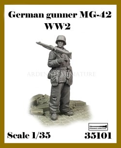 画像1: アルデンヌミニチュア[AR35101]1/35 WWII ドイツ MG42を肩に担いだ冬季装備の機関銃手
