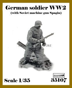 画像1: アルデンヌミニチュア[AR35107]1/35 WWII ドイツ PPSh-41を持つ冬季装備の兵士