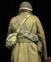 画像10: Alpine Miniatures[AM16040]1/16 WWII 米 アメリカ陸軍歩兵 外套を羽織るGI 44〜45年冬季