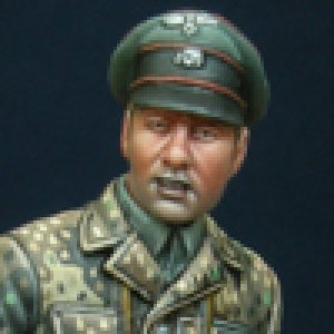 画像1: Alpine Miniatures[AM35066]1/35 武装SS戦車兵将校(1944-1945) (1)