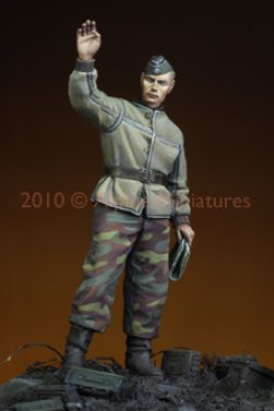 画像3: Alpine Miniatures[AM35096]1/35 アルデンヌ戦でのヨーゼフ・ディーフェンシュタールSS大尉