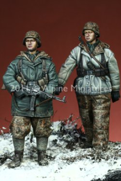 画像2: Alpine Miniatures[AM35113]1/35 ドイツ　武装SS 擲弾兵　大戦末期 セット(２体)