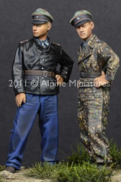 画像5: Alpine Miniatures[AM35122]1/35 ノルマンディーのTiger Ace　２体
