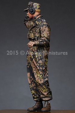 画像4: Alpine Miniatures[AM35187]1/35 武装親衛隊戦車指揮官(ツナギ迷彩服)#1