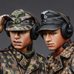 画像1: Alpine Miniatures[AM35189]1/35 武装親衛隊戦車指揮官(迷彩服)2体セット (1)