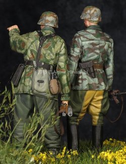 画像4: Alpine Miniatures[AM35195]1/35 WWII独 擲弾兵(スプリンター迷彩服)(2体セット)