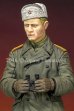画像2: Alpine Miniatures[AM35214]1/35 WWII露 戦車指揮官(防寒コート) (2)