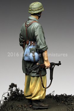 画像8: Alpine Miniatures[AM35221]1/35 WWII独 イタリア戦線の第1降下猟兵師団 下士官(熱帯軍装)