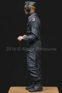 画像8: Alpine Miniatures[AM35223]1/35 WWII独 武装親衛隊 ティーガー指揮官(パンツァージャケット)