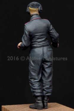 画像6: Alpine Miniatures[AM35223]1/35 WWII独 武装親衛隊 ティーガー指揮官(パンツァージャケット)