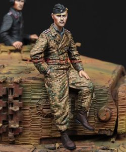 画像1: Alpine Miniatures[AM35224]1/35 WWII独 武装親衛隊 ティーガー搭乗員(1944-45)(パンツァージャケット)