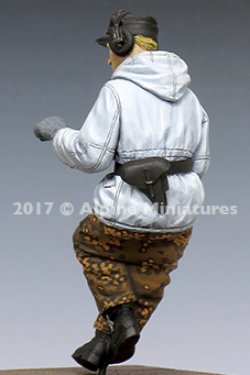 画像6: Alpine Miniatures[AM35239]1/35 WWII独 SS戦車兵砲手(防寒服)