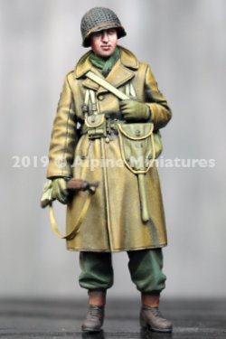 画像12: Alpine Miniatures[AM35259]1/35 WWII 米 アメリカ陸軍歩兵 カービン銃を持つ冬季装備の下士官