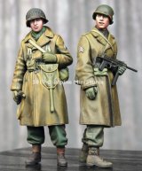 Alpine Miniatures[AM35261]1/35 WWII 米 アメリカ陸軍歩兵 冬支度を整えた兵士(2体セット）