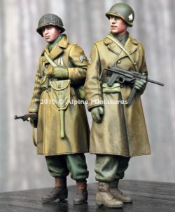画像4: Alpine Miniatures[AM35261]1/35 WWII 米 アメリカ陸軍歩兵 冬支度を整えた兵士(2体セット）