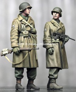 画像2: Alpine Miniatures[AM35261]1/35 WWII 米 アメリカ陸軍歩兵 冬支度を整えた兵士(2体セット）