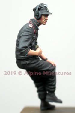 画像9: Alpine Miniatures[AM35264]1/35 WWII 独 ドイツ陸軍 腕まくりしたうで夏場の戦車兵#2