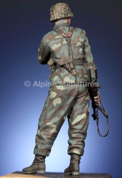 画像4: Alpine Miniatures[AM35278]1/35 WWII ドイツ武装親衛隊 擲弾兵士官HJ