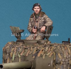 画像2: Alpine Miniatures[AM35296]1/35 WWII イギリス陸軍戦車長＃1 マイクを持つ戦車長
