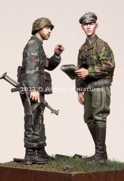 画像2: Alpine Miniatures[AM35301]1/35 WWII ドイツ武装親衛隊 擲弾兵士官セット(2体セット)