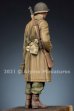 画像8: Alpine Miniatures[AM35294]1/35 WWIIアメリカ陸軍 予備弾薬箱を運ぶ射撃助手 冬