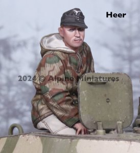 画像1: Alpine Miniatures[AM35316]1/35 WWII ドイツ ハッチに腰掛ける戦車兵 (1)