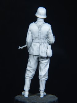 画像11: Alpine Miniatures[AM70246]フィギュアカラーシリーズ 1/35 WWIIドイツ国防軍伍長(アルパインおまけ付）