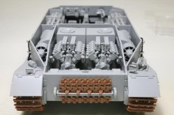 画像5: アミュージングホビー[AMH35A061]1/35 ドイツ重戦車 ティーガー(P)試作車 フルインテリア