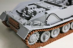 画像9: アミュージングホビー[AMH35A061]1/35 ドイツ重戦車 ティーガー(P)試作車 フルインテリア