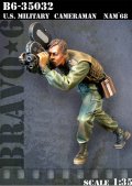 Bravo6[B6-35032]1/35 従軍カメラマン ベトナム'68