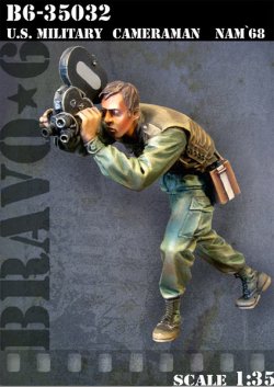 画像1: Bravo6[B6-35032]1/35 従軍カメラマン ベトナム'68