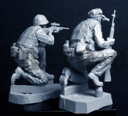 画像2: Bravo6[B6-35090]1/35 米海兵隊 狙撃手チーム テト攻勢'68(2体セット)