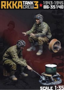 画像1: Bravo6[B6-35140]1/35 露/ソ ソビエト赤軍 RKKA戦車兵3 焚火と二人組みの戦車兵1943〜45 (1)