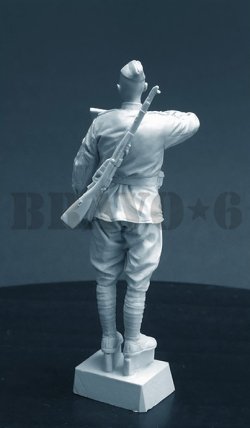 画像3: Bravo6[B6-35152]1/35 WWII露/ソ ソビエト赤軍 RKKA 交通整理を行なう兵士