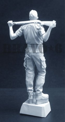 画像2: Bravo6[B6-35324]1/35 ベトナム戦争 米 ショットガンを担ぐ"巨漢"のジェームス