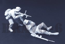 画像2: Bravo6[B6-35341]1/35 ベトナム戦争 RAR歩兵(3) 負傷兵を後方へ！