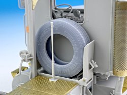 画像6: BSK Model[BSKW35003]1/35 現用 アメリカ M915トラクタートラック&トレーラー用自重変形タイヤ(トランペッター用)