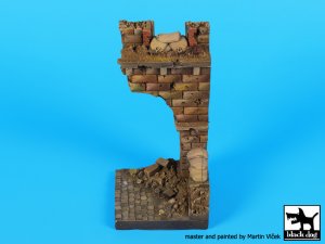 画像1: BLACK DOG[Ｄ35086]1/35 Ruined entrance base (1)